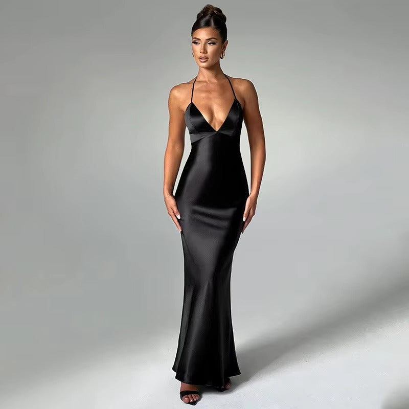 Onyx Elegance - Bodycon Maxi Dress
